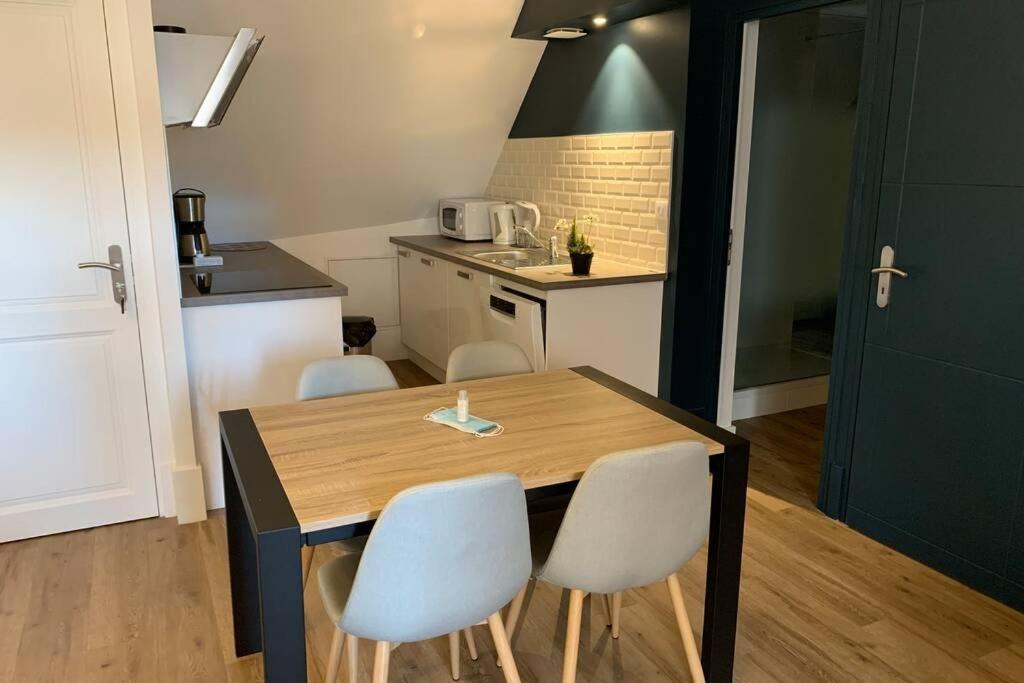 Le Cheval Bixio Apartman Beaune  Kültér fotó