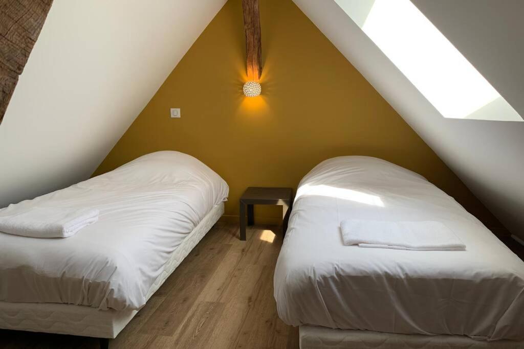 Le Cheval Bixio Apartman Beaune  Kültér fotó