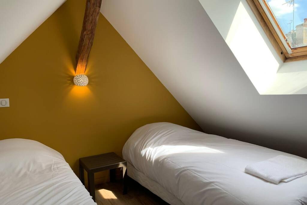 Le Cheval Bixio Apartman Beaune  Kültér fotó